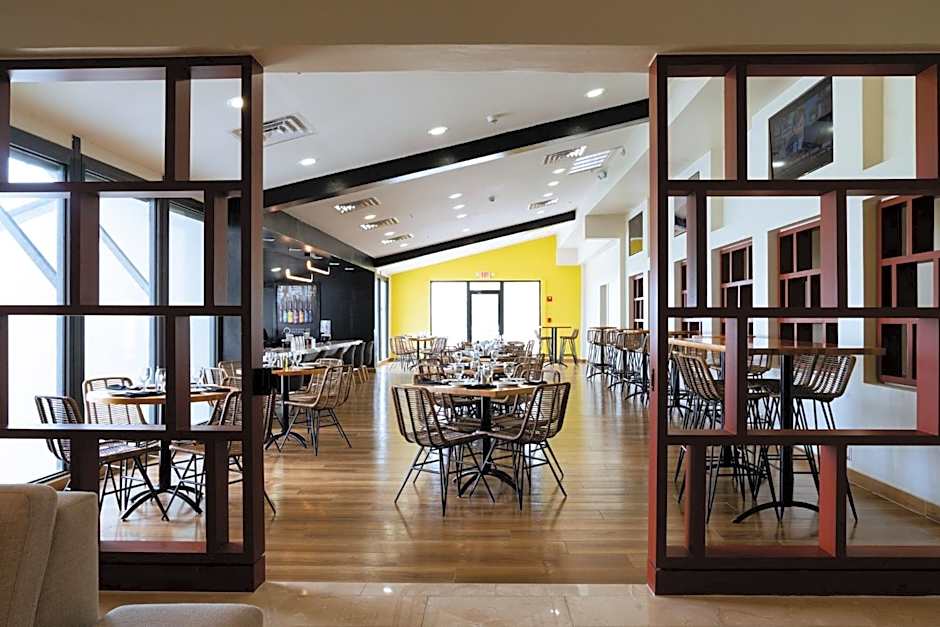 Holiday Inn Ponce & El Tropical Casino By IHG