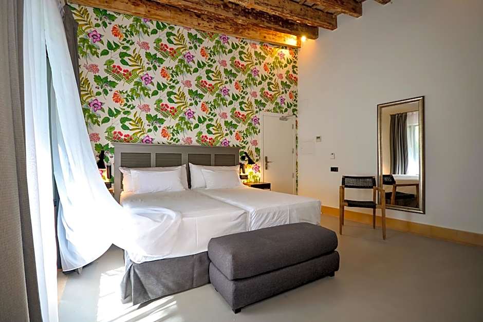 Hotel Legado Alcazar