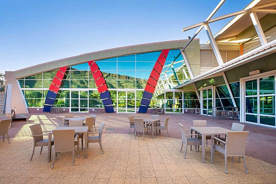 Crowne Plaza Alice Springs Lasseters By IHG