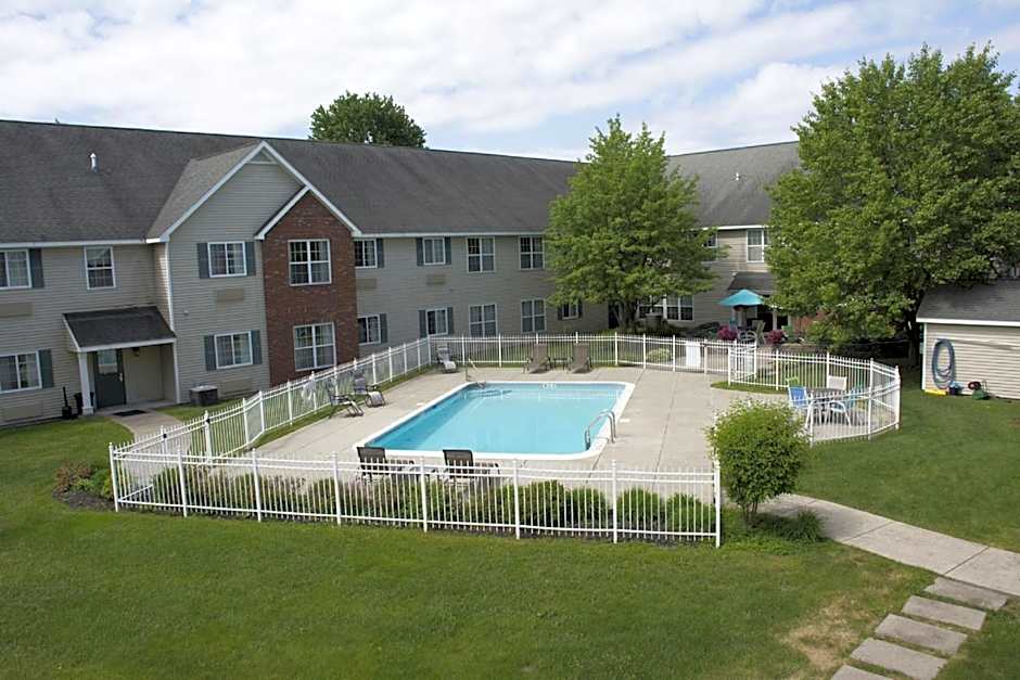 Cresthill Suites Syracuse