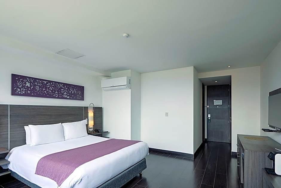 Hotel bh El Poblado
