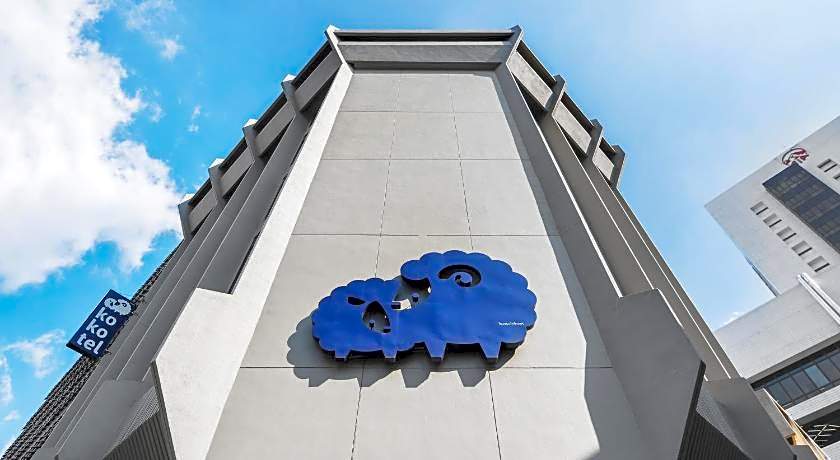 Kokotel Bangkok Surawong