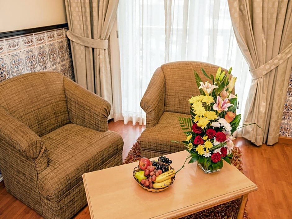 Landmark Plaza Hotel