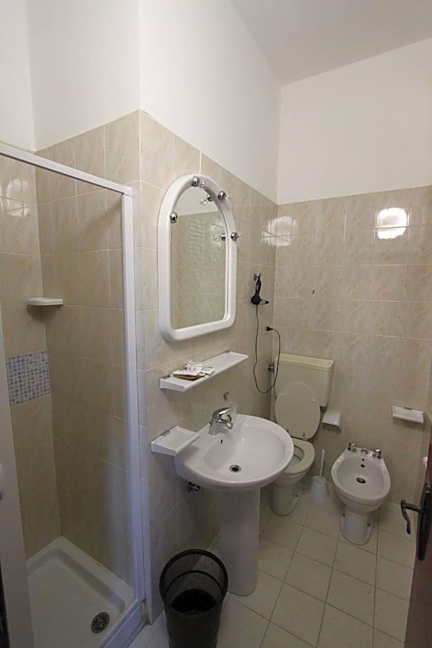 Hotel Ristorante La Scogliera - NUOVA GESTIONE