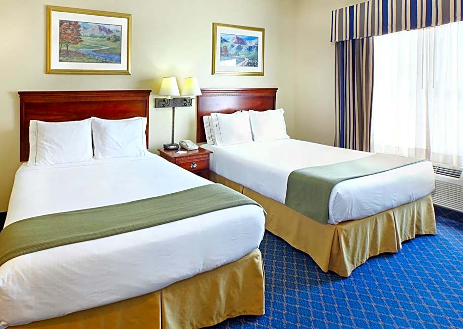 Holiday Inn Express Hotels & Suites Mountain Home By IHG