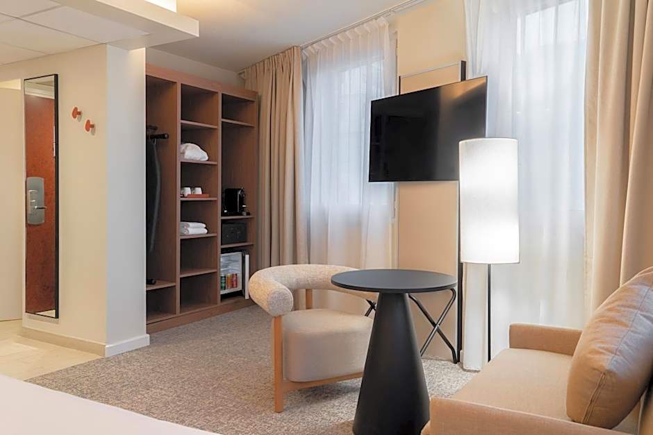 Mercure Paris Ivry Quai De Seine