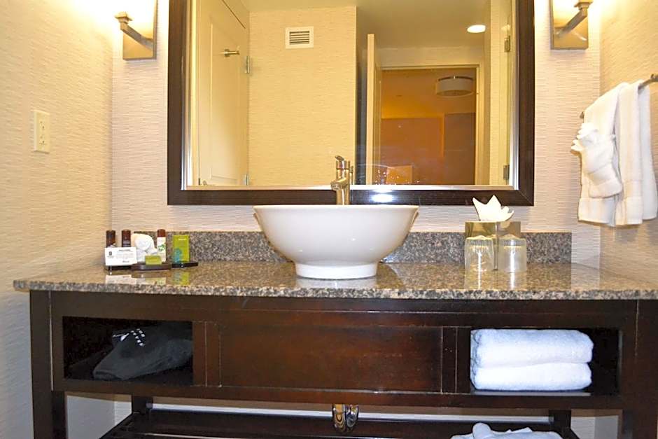 Embassy Suites By Hilton Palmdale