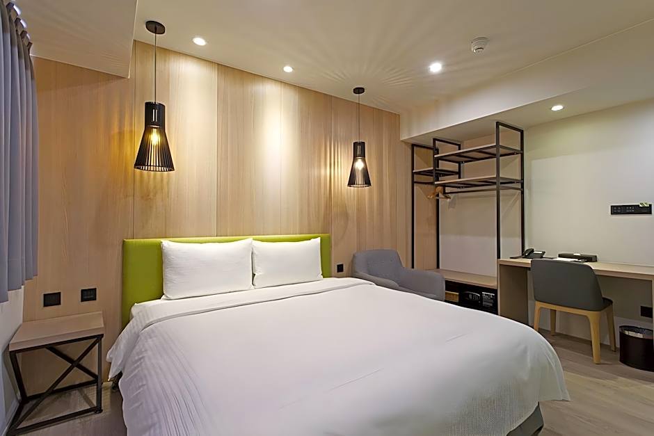 Green Hotel - West District