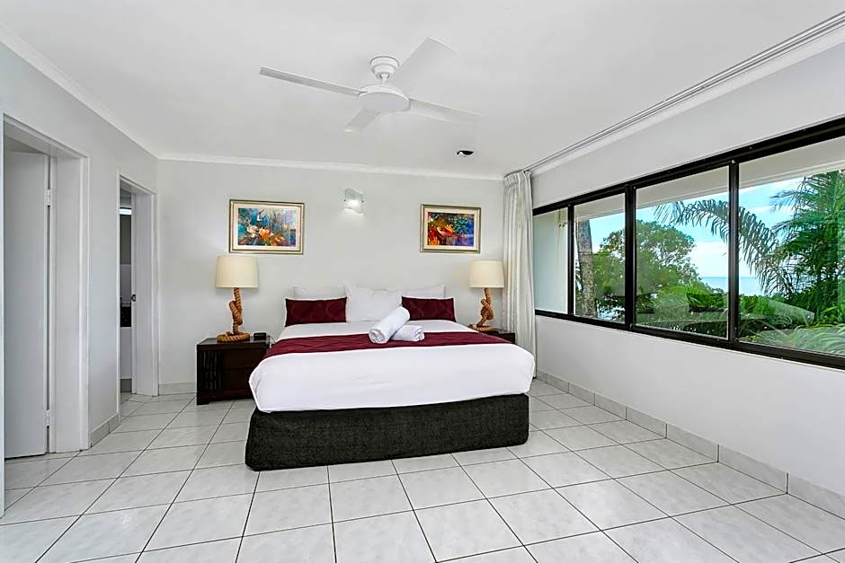 Roydon Beachfront Apartments