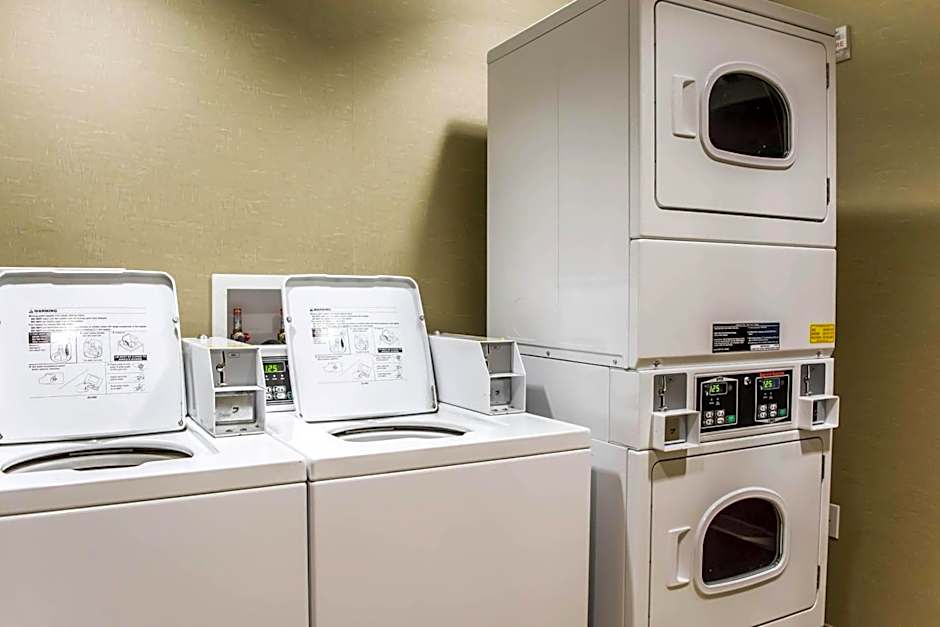 Comfort Suites Palm Bay - Melbourne