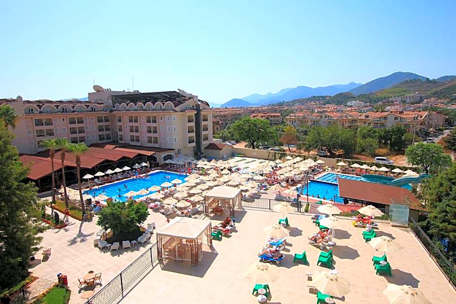 Julian Club Hotel