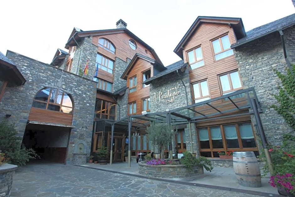 El Privilegio de Tena