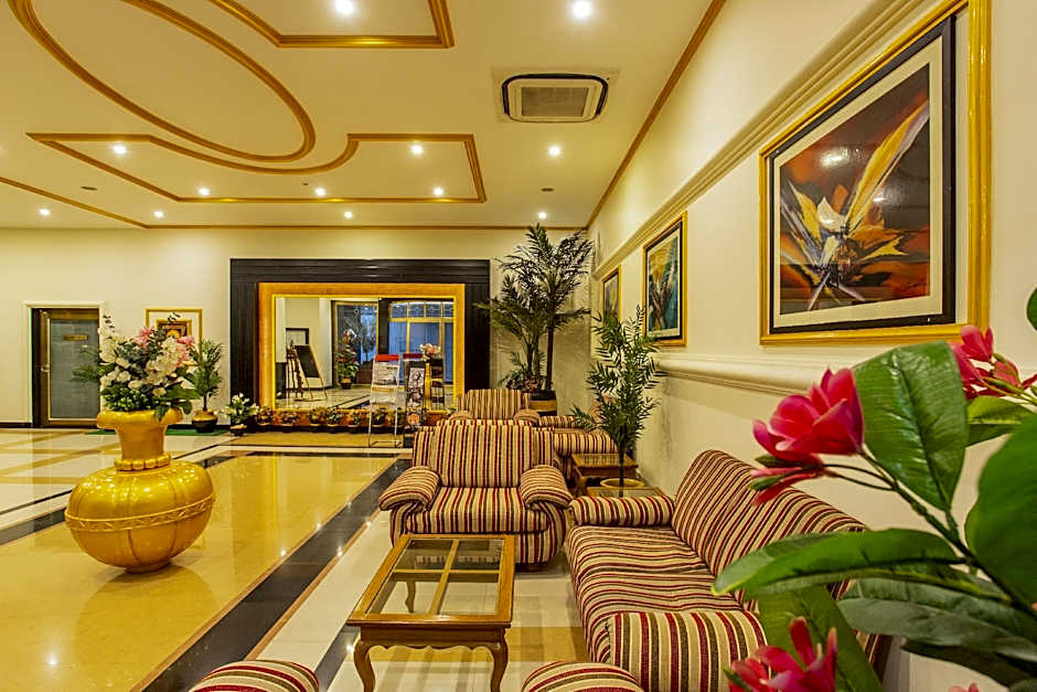 Hotel The Grand Regency