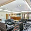 Econo Lodge Inn & Suites Marietta