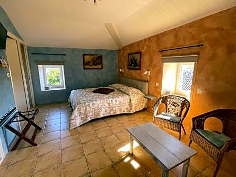 Comfort Triple Room