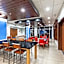 Holiday Inn Express & Suites Coffeyville By IHG