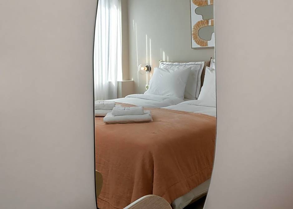 Num Suites & Lofts Athens