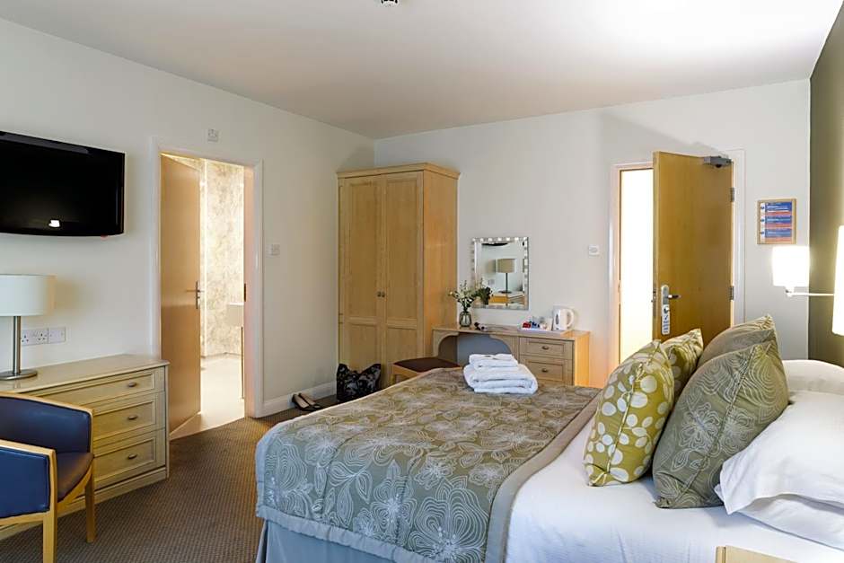 Burntwood Court Hotel