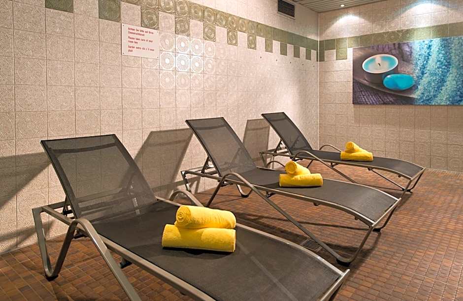 Leonardo Hotel Koeln