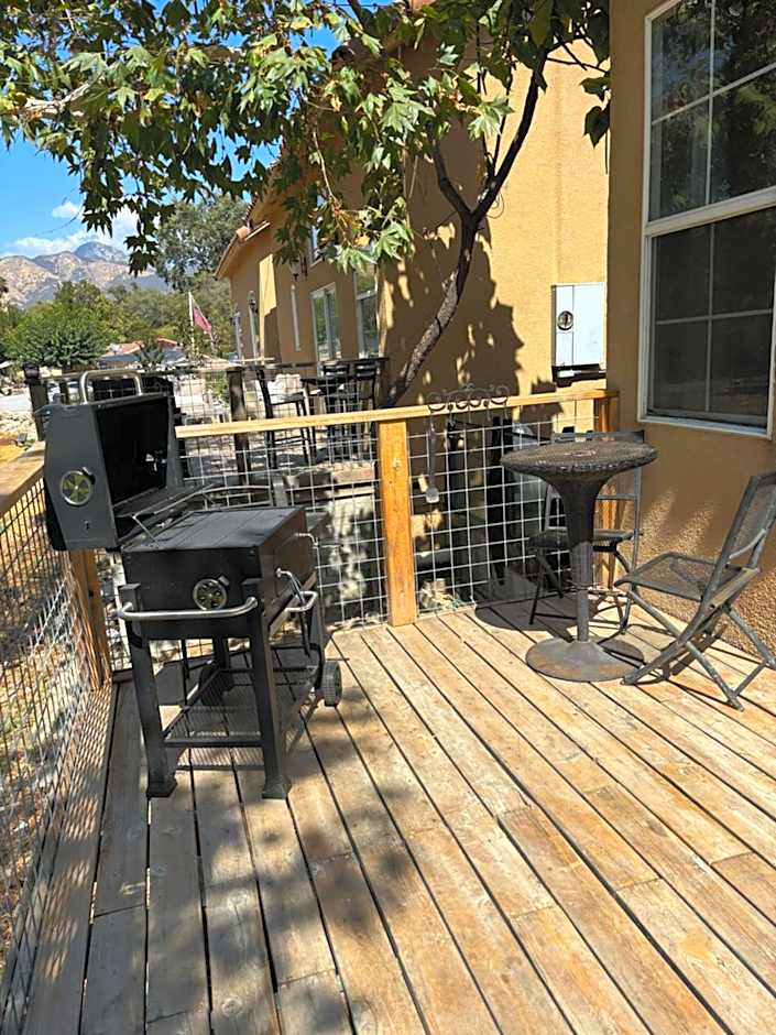 Sequoia River Front Cabins