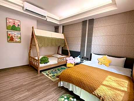 Family Room with Indoor Tent