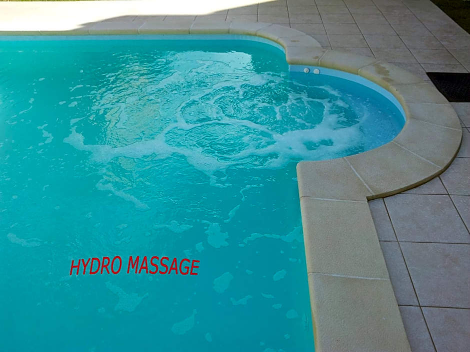 Nicolas Studios & Apartments