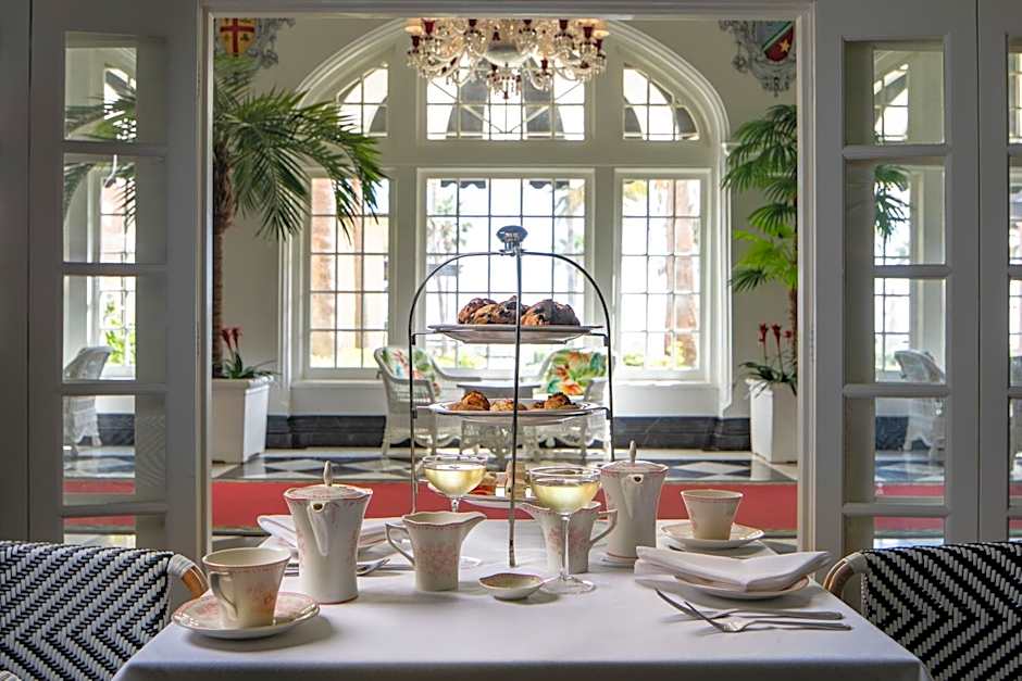 Grand Galvez Resort, Autograph Collection