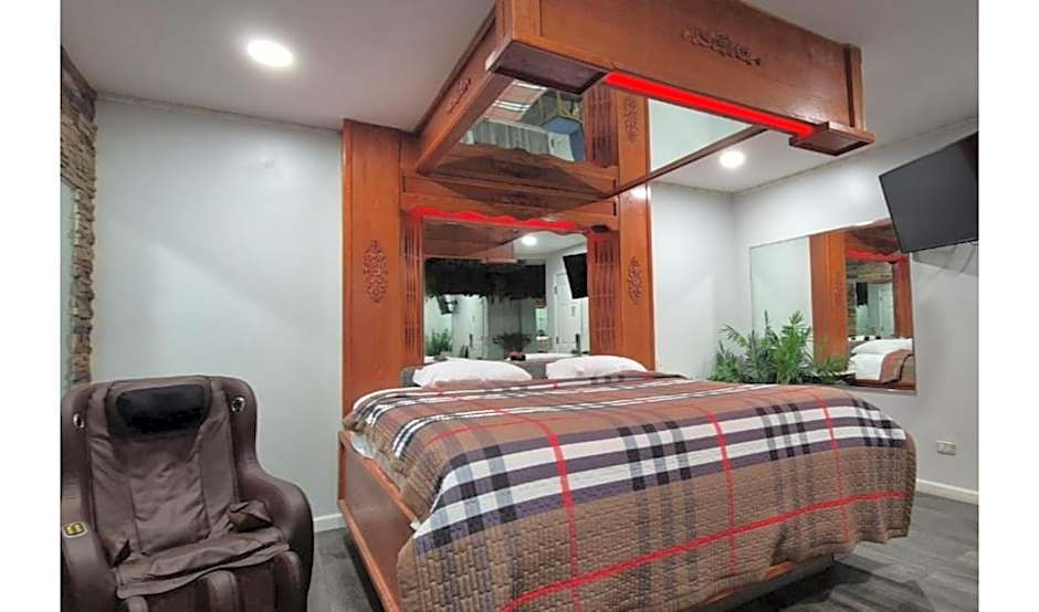 Des Plaines Motel By OYO O'Hare Airport Chicago