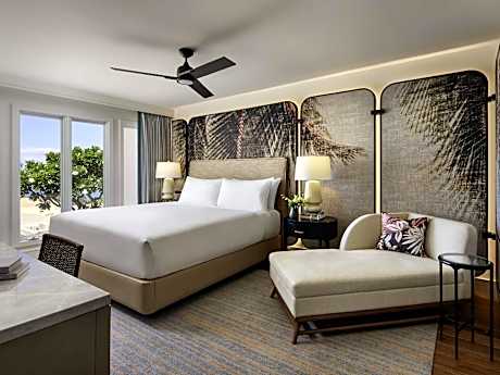 Two bedroom Ocean View Villa 1 King and 2 Queen Beds