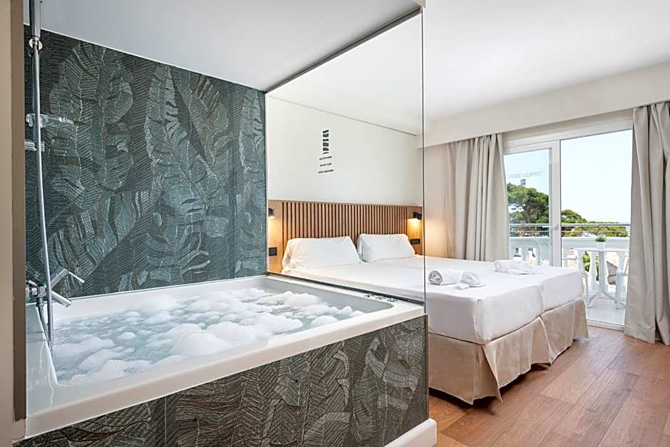 Welikehotel Triton Beach