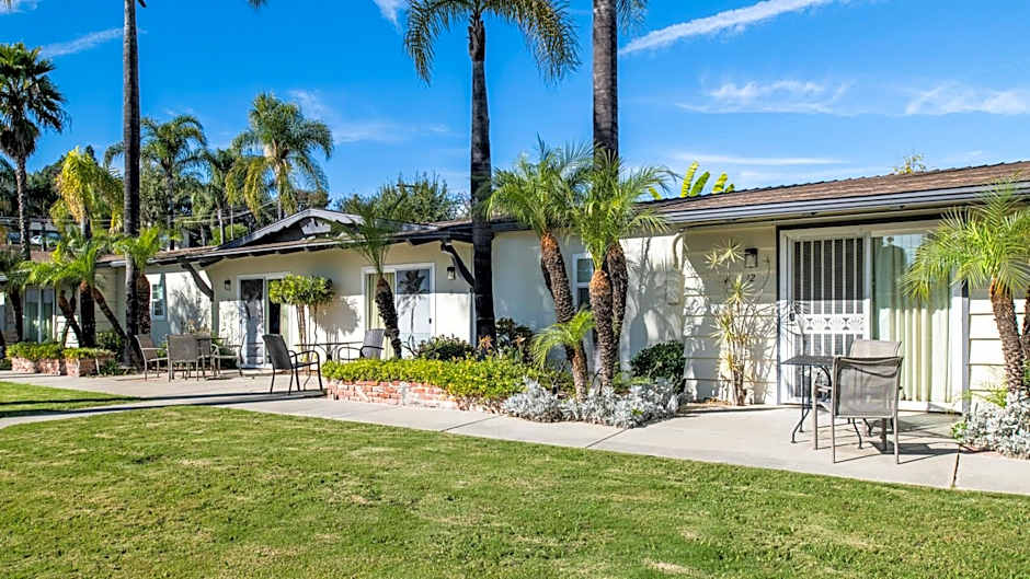 Fallbrook Country Inn