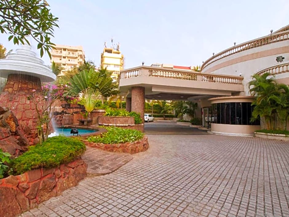 The Gateway Hotel Beach Road