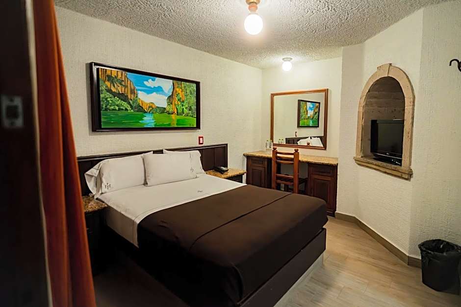 Hotel Don Quijote Plaza - Guadalajara Centro Historico