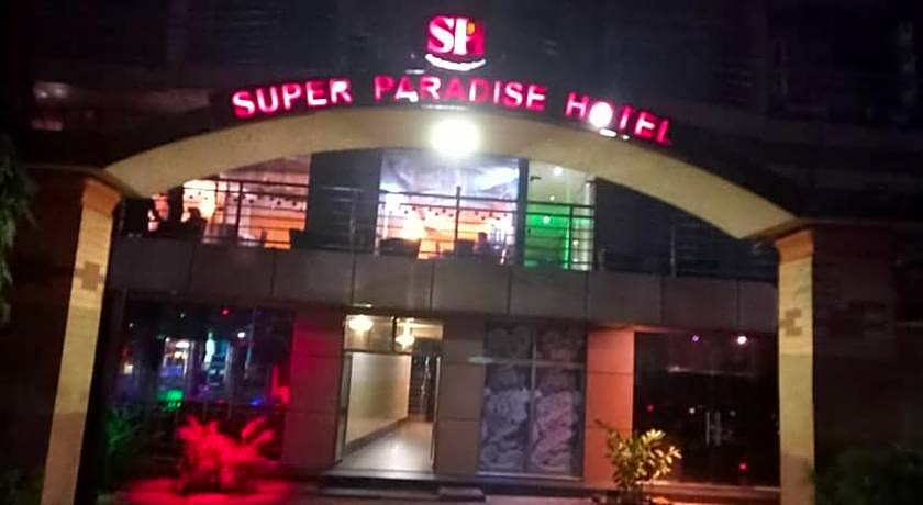 Super Paradise Hotel