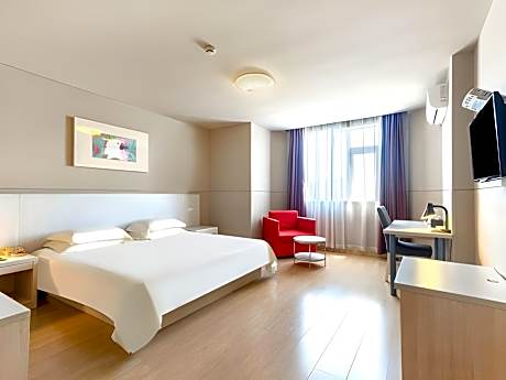 WH - Superior Destress Bed Room