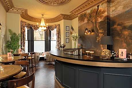 The Harrison Chambers of Distinction