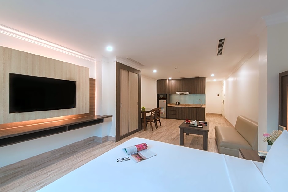 Seven Seas Hotel and Apartment