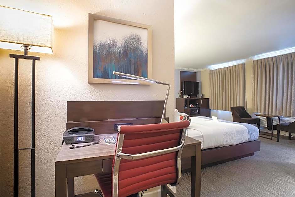 The Palo Alto Inn