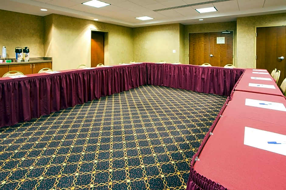 Holiday Inn Express Hotel & Suites Hagerstown By IHG