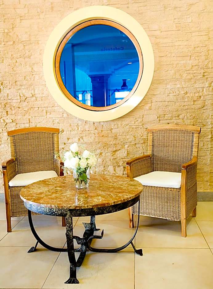 Hotel Monarque Torreblanca