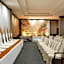 Sri U-Thong Grand Hotel