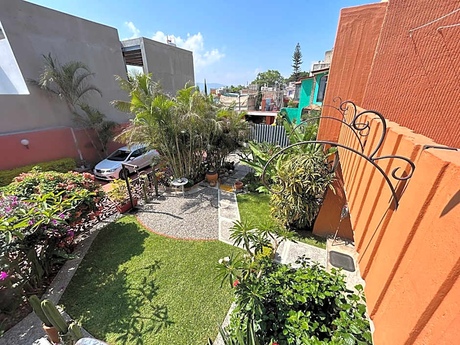 Casa de las Palmas Guest House