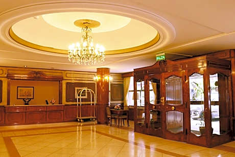 Hotel Astor