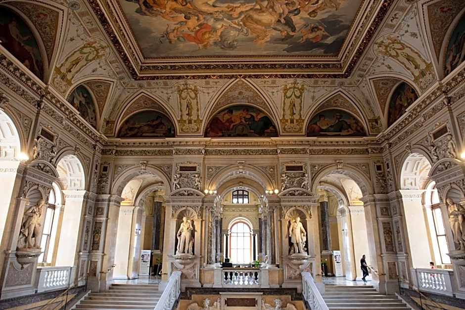 Miiro Palais Rudolf NEW OPENING	