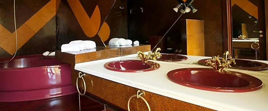 Clorinda's rooms