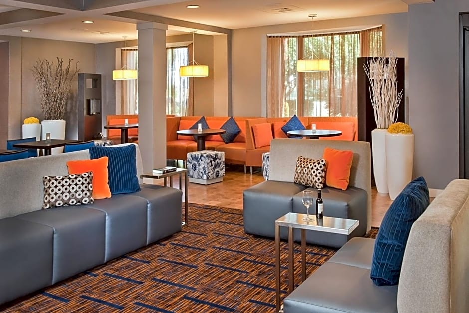 Courtyard by Marriott Frederick