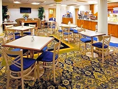 Holiday Inn Express Hotel & Suites Jacksonville-Blount Island