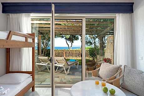 Deluxe Double or Twin Room with Pool Access (Adults only)