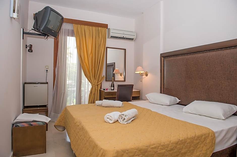 Verdelis Inn