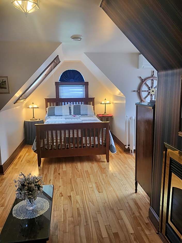 Cranberry Cove Inn